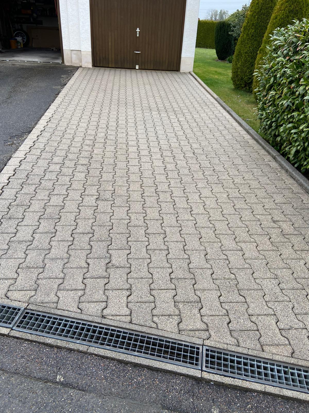 Einfahrt Hochdruckreinigung - Nachher